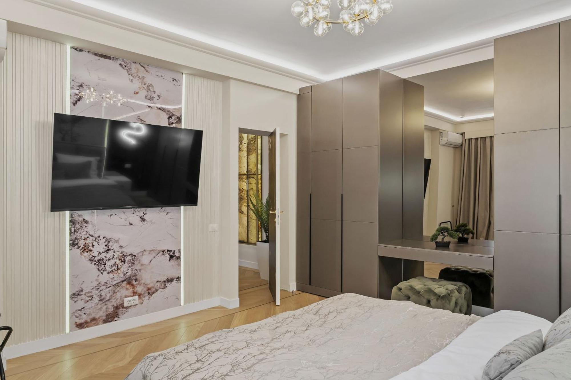 Central Two Rooms Apartment The Paradise Of Lights Bukurešť Exteriér fotografie